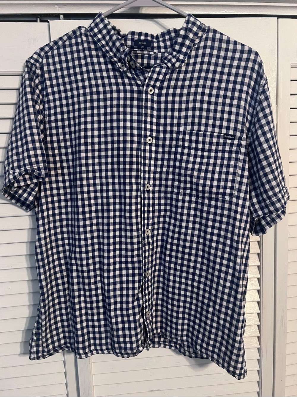 Chubbies Men’s Short-Sleeve Navy & White Gingham Button-Up Shirt